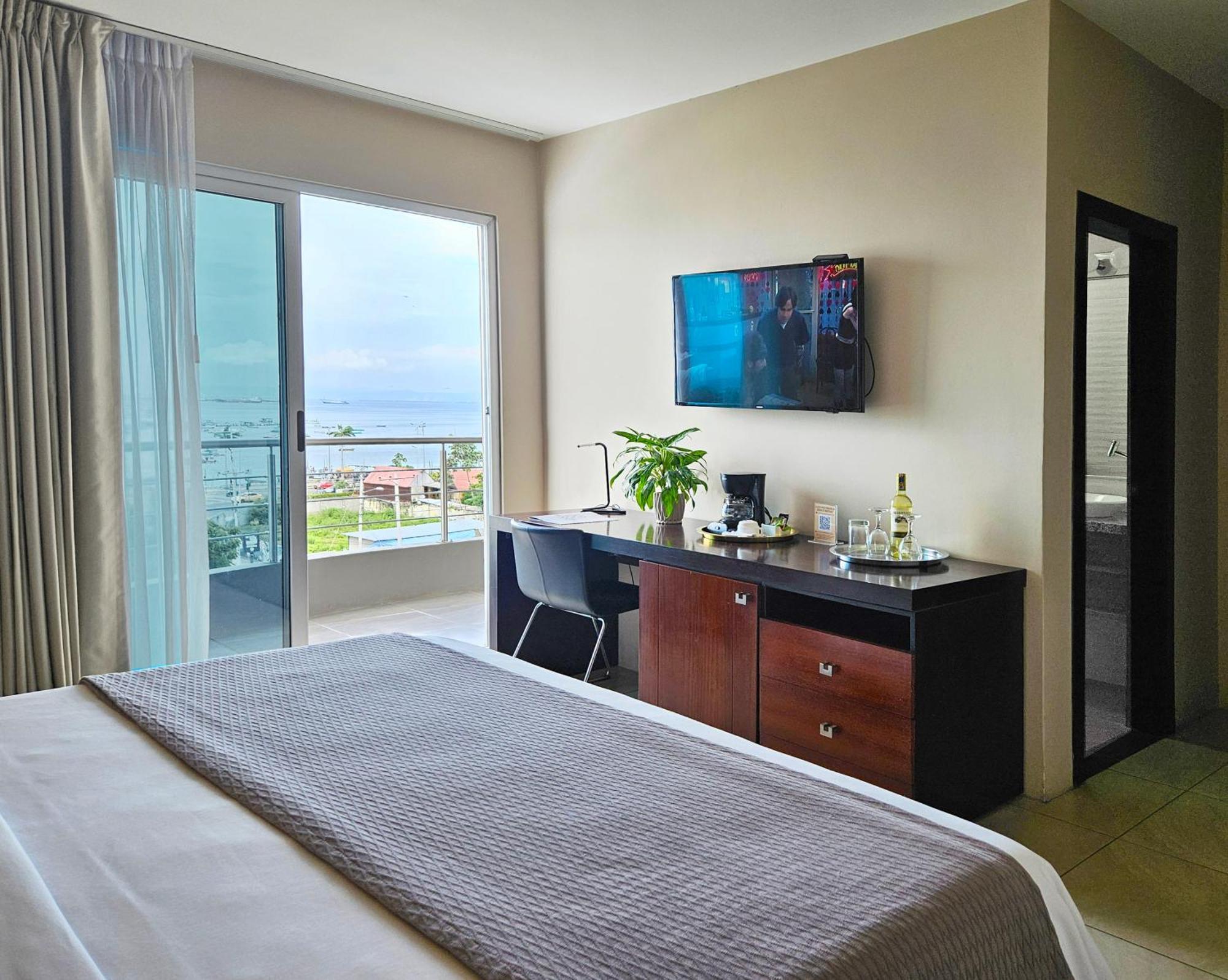 Hotel Perla Spondylus Manta Dış mekan fotoğraf