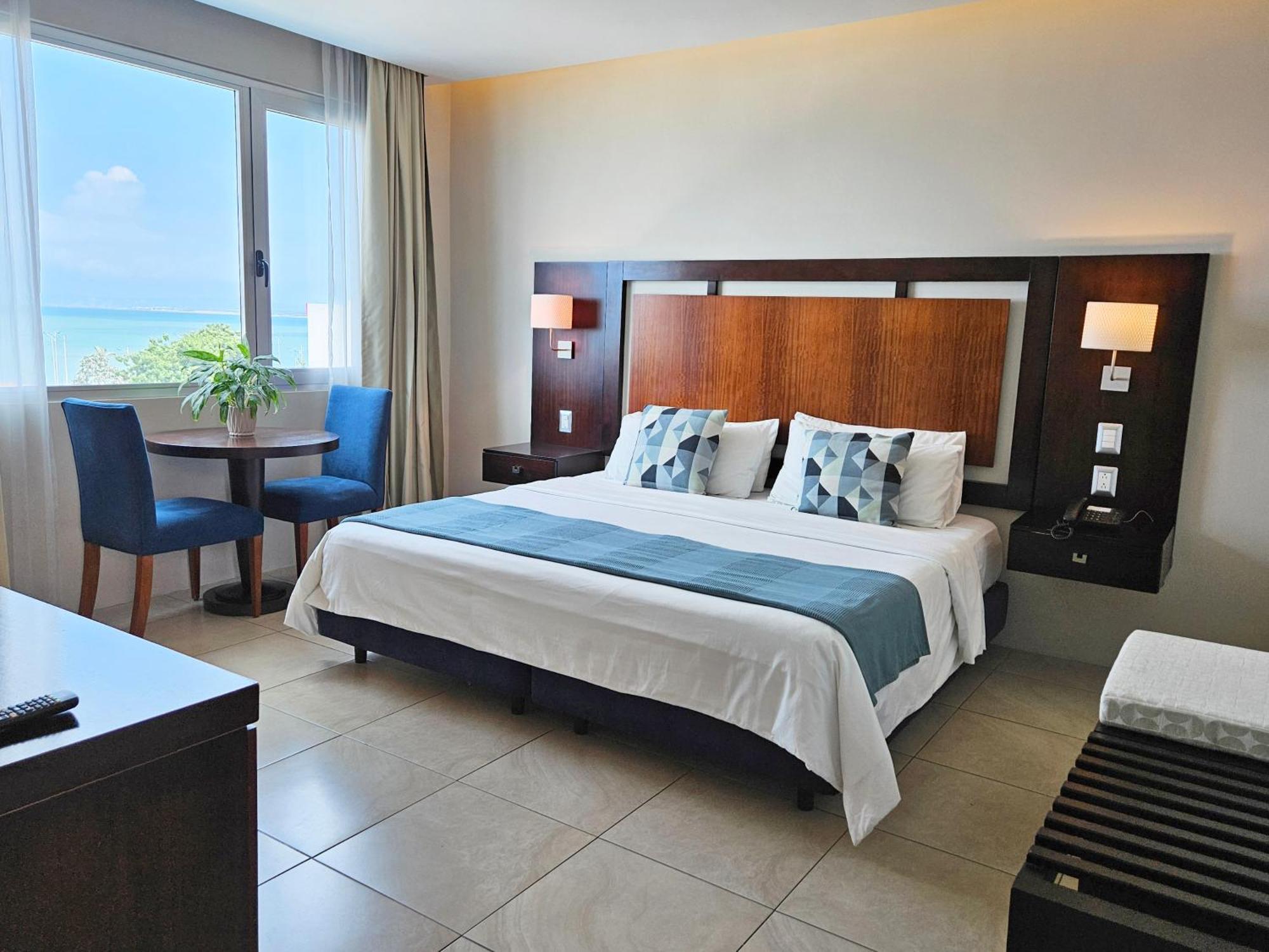 Hotel Perla Spondylus Manta Dış mekan fotoğraf