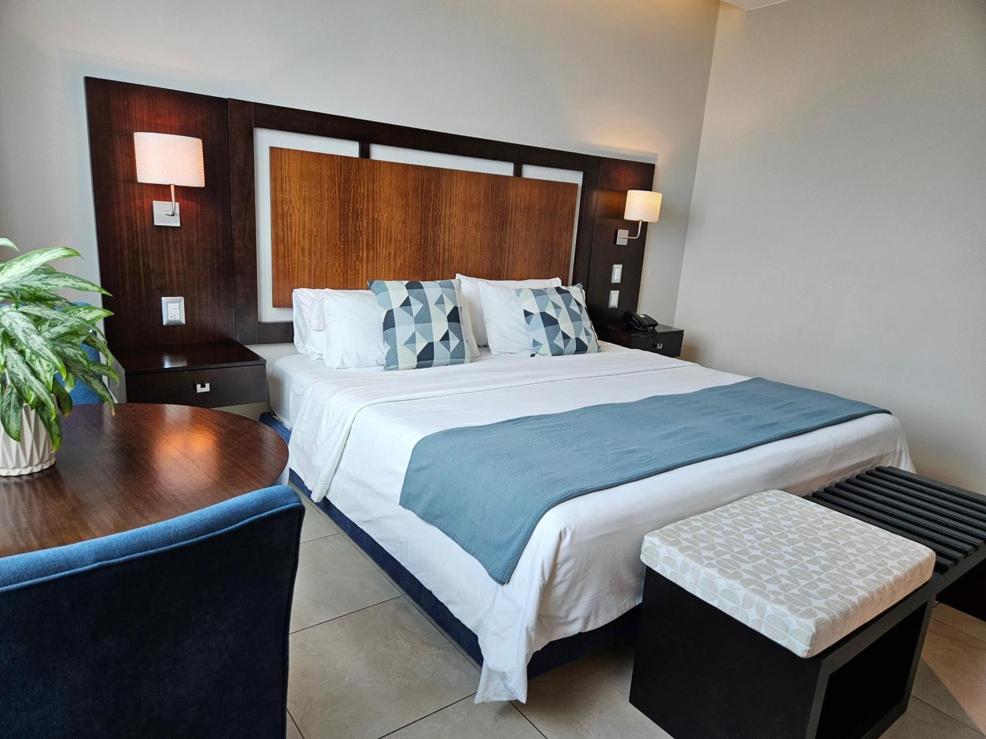 Hotel Perla Spondylus Manta Dış mekan fotoğraf