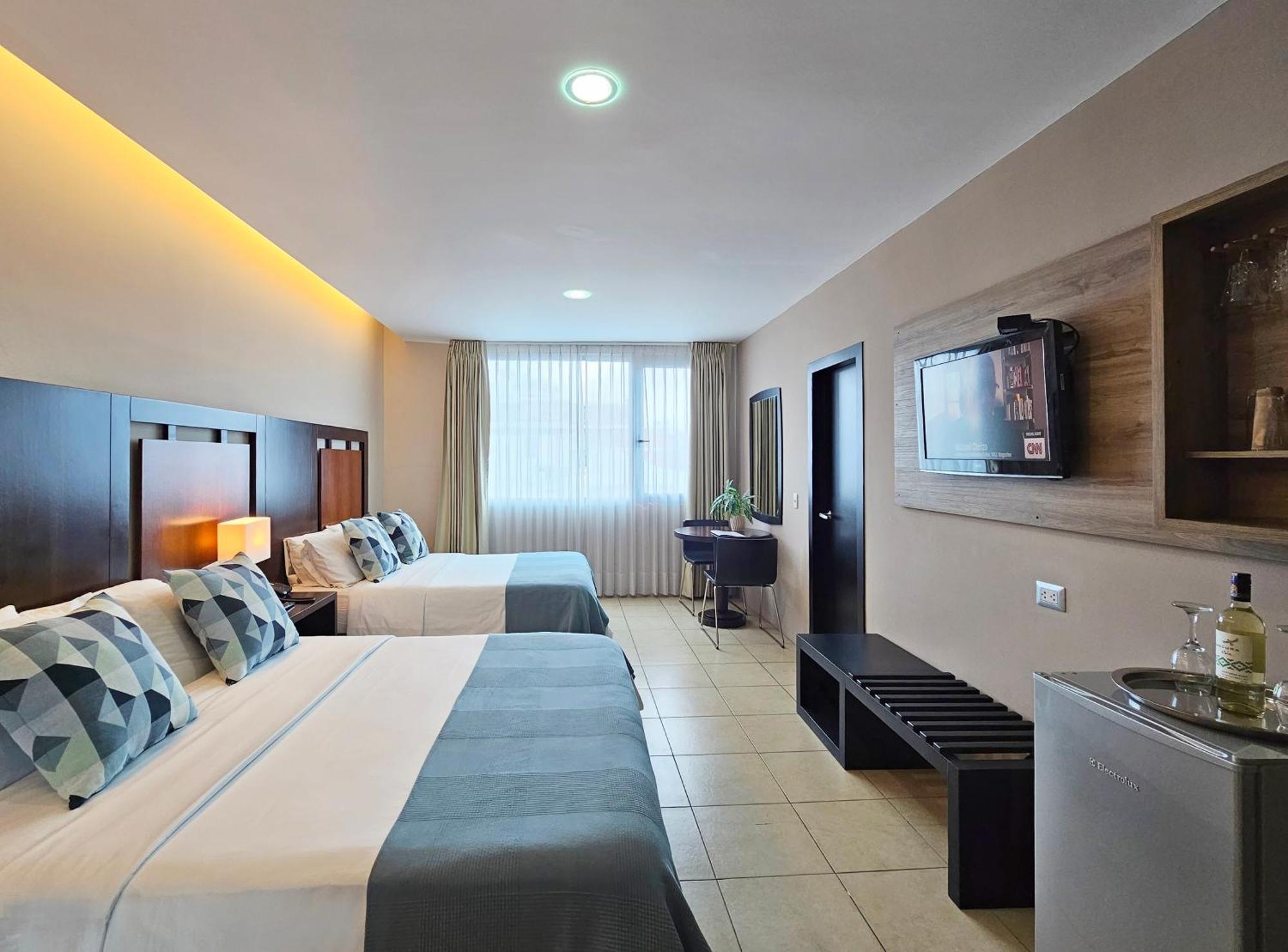 Hotel Perla Spondylus Manta Dış mekan fotoğraf