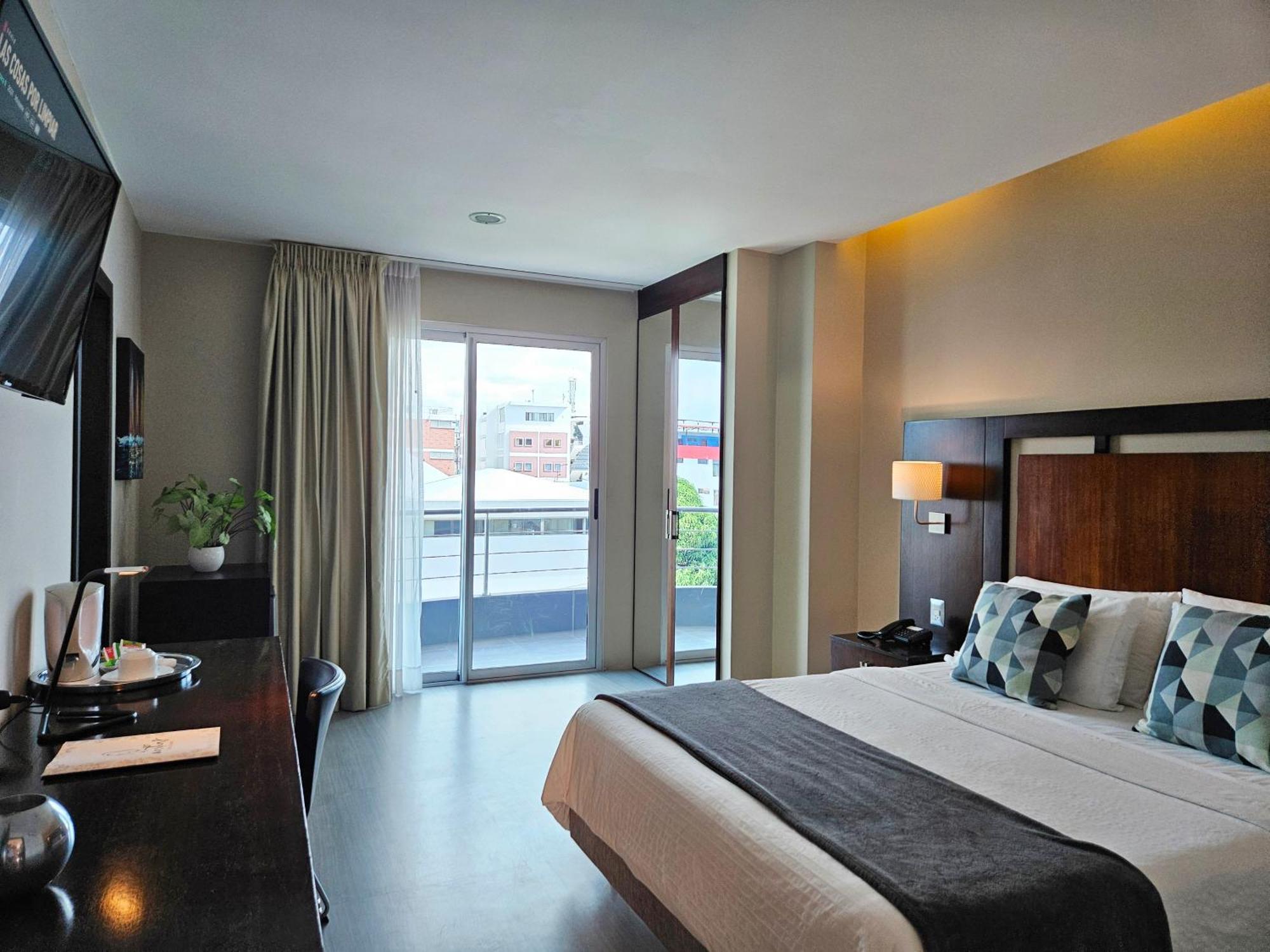 Hotel Perla Spondylus Manta Dış mekan fotoğraf
