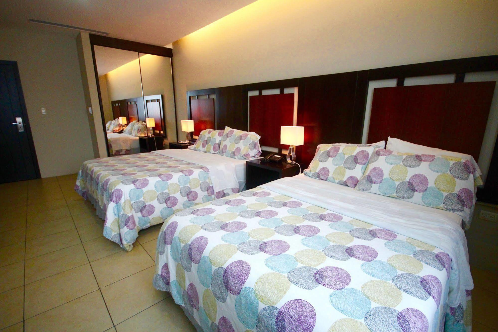 Hotel Perla Spondylus Manta Dış mekan fotoğraf